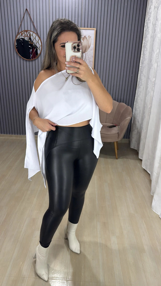 Calça couro P. U New