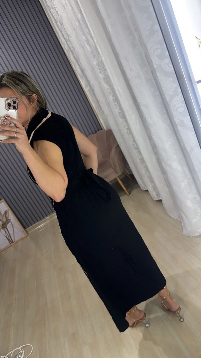 Vestido Midi Botões Livia