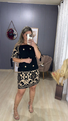 Vestido Curto Hellen