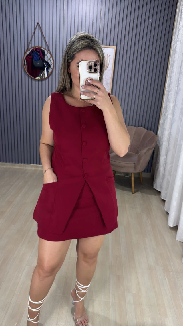 Conjunto colete shorts alfaiataria